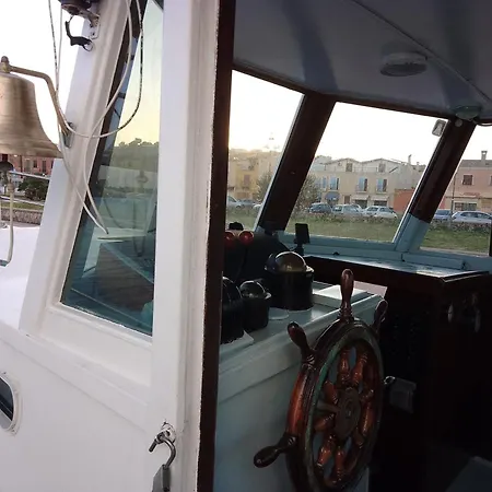 Historia Magistra 住宿加早餐酒店 SantʼAntìoco